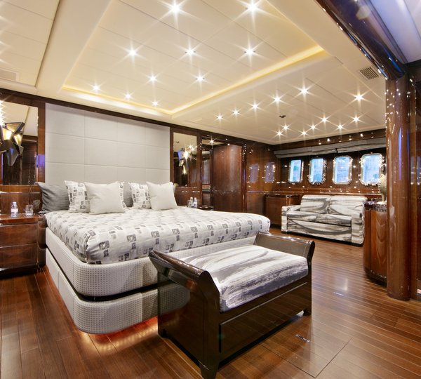 motor yacht ela owner